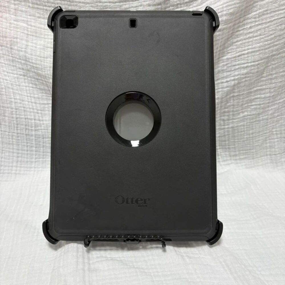 Otter Box iPad or tablet protective case